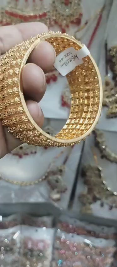 bangles-festive-jewelry-packaging